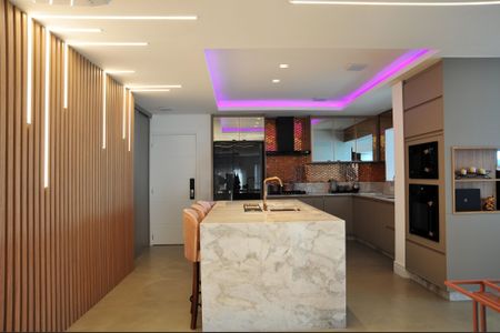 Apartamento à venda com 410m², 3 quartos e 3 vagasCozinha