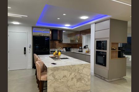 Apartamento à venda com 410m², 3 quartos e 3 vagasCozinha