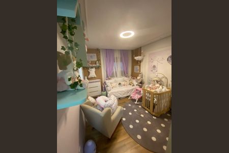 Apartamento à venda com 410m², 3 quartos e 3 vagasQuarto 2