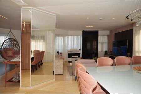 Apartamento à venda com 410m², 3 quartos e 3 vagasSala