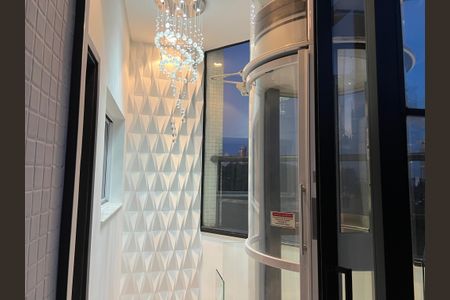 Apartamento à venda com 410m², 3 quartos e 3 vagasElevador