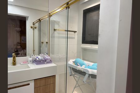 Apartamento à venda com 410m², 3 quartos e 3 vagasBanheiro 2