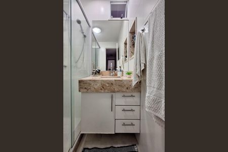 Apartamento à venda com 105m², 3 quartos e 1 vaga Apartamento à venda com 105m², 3 quartos e 1 vagaBanheiro Social