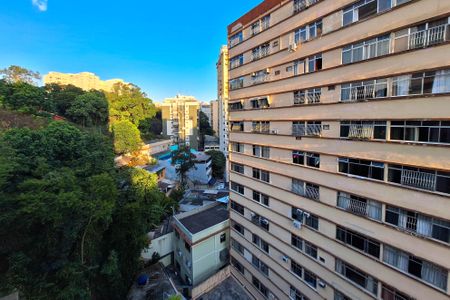 Apartamento à venda com 105m², 3 quartos e 1 vaga Apartamento à venda com 105m², 3 quartos e 1 vagaQuarto 2