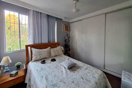 Apartamento à venda com 105m², 3 quartos e 1 vaga Apartamento à venda com 105m², 3 quartos e 1 vagaSuíte