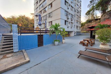 Apartamento à venda com 105m², 3 quartos e 1 vaga Apartamento à venda com 105m², 3 quartos e 1 vagaÁrea comum