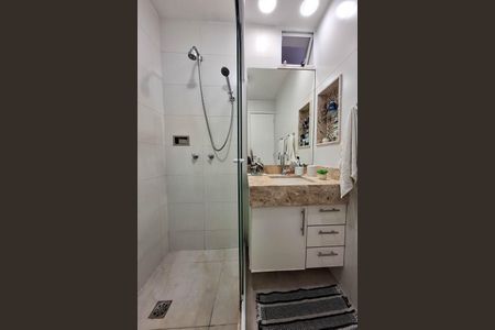 Apartamento à venda com 105m², 3 quartos e 1 vaga Apartamento à venda com 105m², 3 quartos e 1 vagaBanheiro Social