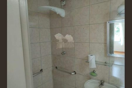 Casa à venda com 175m², 3 quartos e 5 vagas