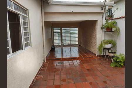 Casa à venda com 175m², 3 quartos e 5 vagas