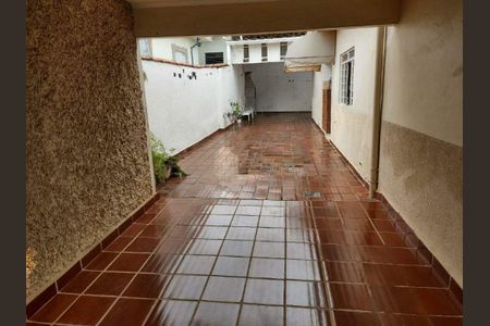 Casa à venda com 175m², 3 quartos e 5 vagas
