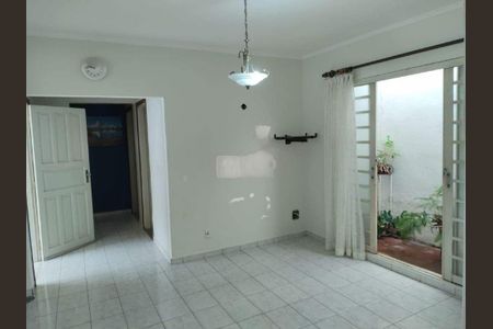 Casa à venda com 175m², 3 quartos e 5 vagas