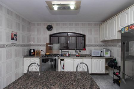 Casa à venda com 120m², 3 quartos e 2 vagas Casa à venda com 120m², 3 quartos e 2 vagasCozinha