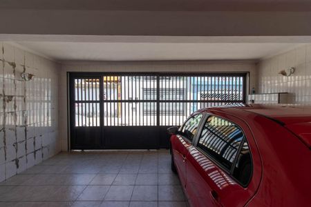 Casa à venda com 120m², 3 quartos e 2 vagas Casa à venda com 120m², 3 quartos e 2 vagasGaragem