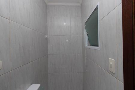 Casa à venda com 120m², 3 quartos e 2 vagas Casa à venda com 120m², 3 quartos e 2 vagasBanheiro de Serviço