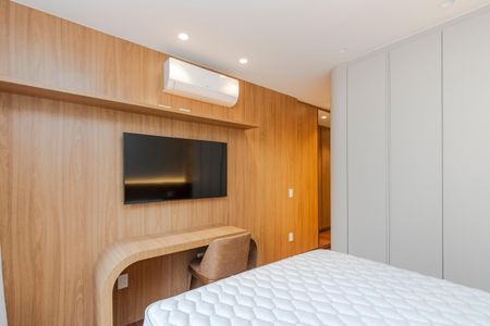 Apartamento para alugar com 165m², 3 quartos e 3 vagas Apartamento para alugar com 165m², 3 quartos e 3 vagasSuíte 1