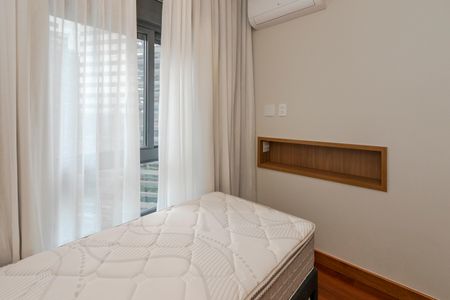 Apartamento para alugar com 165m², 3 quartos e 3 vagas Apartamento para alugar com 165m², 3 quartos e 3 vagasSuíte 2