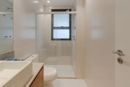 Apartamento para alugar com 165m², 3 quartos e 3 vagas Apartamento para alugar com 165m², 3 quartos e 3 vagasBanheiro da Suíte 3