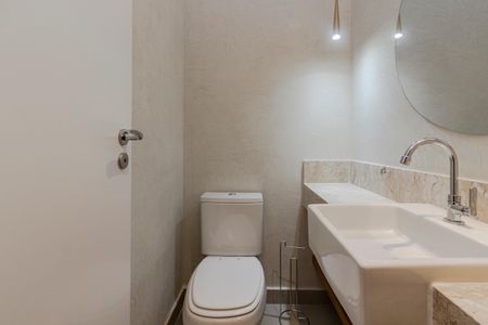 Apartamento para alugar com 165m², 3 quartos e 3 vagas Apartamento para alugar com 165m², 3 quartos e 3 vagasLavabo