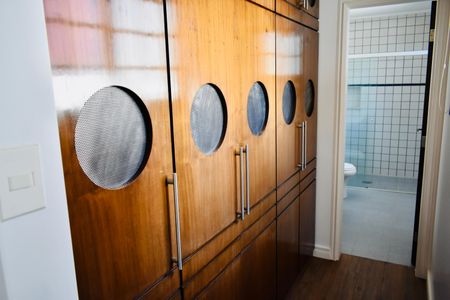 Casa de condomínio à venda com 220m², 4 quartos e 4 vagasSuíte 1