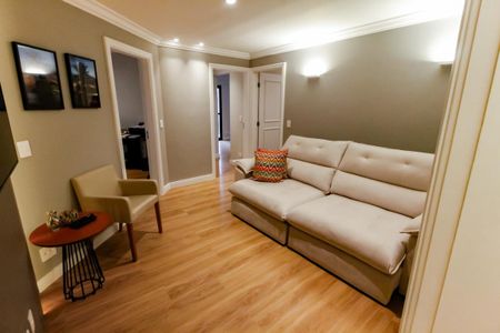 Apartamento à venda com 237m², 3 quartos e 3 vagasSala 4 - TV