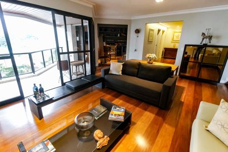 Apartamento à venda com 237m², 3 quartos e 3 vagasSala 1