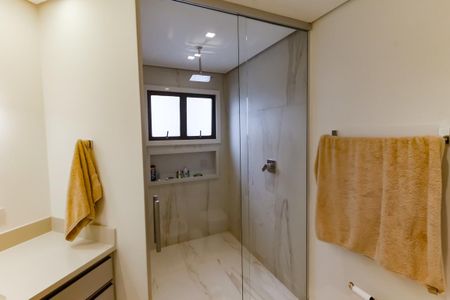 Apartamento à venda com 237m², 3 quartos e 3 vagasBanheiro da Suíte 3