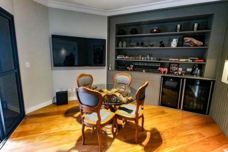 Apartamento à venda com 237m², 3 quartos e 3 vagasSala 2