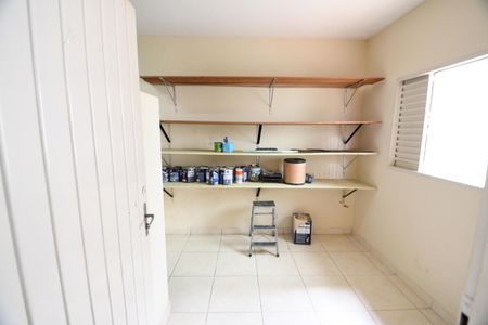 Casa à venda com 310m², 4 quartos e 5 vagasQuarto de Serviço