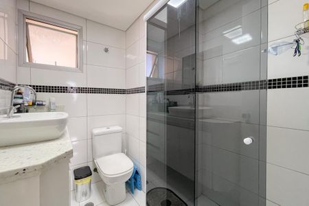 Apartamento à venda com 70m², 3 quartos e 1 vaga Apartamento à venda com 70m², 3 quartos e 1 vagaBanheiro Social