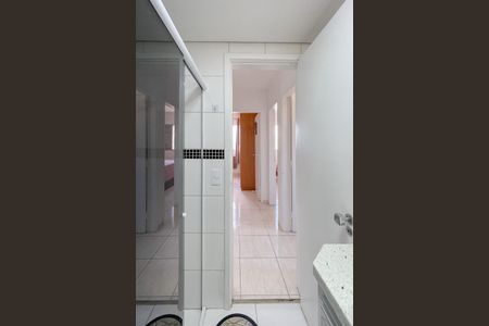Apartamento à venda com 70m², 3 quartos e 1 vaga Apartamento à venda com 70m², 3 quartos e 1 vagaBanheiro Social