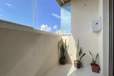 Apartamento à venda com 70m², 3 quartos e 1 vaga Apartamento à venda com 70m², 3 quartos e 1 vagaSacada