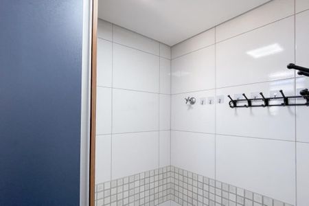Apartamento à venda com 70m², 3 quartos e 1 vaga Apartamento à venda com 70m², 3 quartos e 1 vagaLavabo