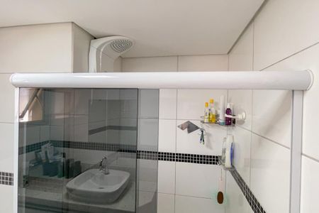 Apartamento à venda com 70m², 3 quartos e 1 vaga Apartamento à venda com 70m², 3 quartos e 1 vagaBanheiro Social