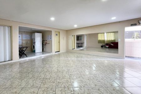Apartamento à venda com 70m², 3 quartos e 1 vaga Apartamento à venda com 70m², 3 quartos e 1 vagaÁrea comum - lavanderia