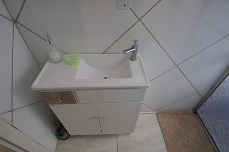 Casa à venda com 48m², 2 quartos e 2 vagasBanheiro