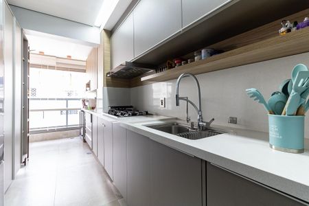 Apartamento à venda com 99m², 2 quartos e 2 vagasCozinha