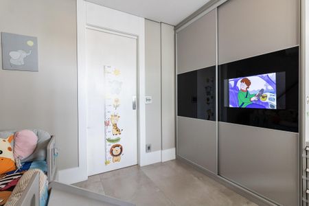 Apartamento à venda com 99m², 2 quartos e 2 vagasQuarto 2