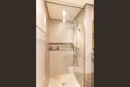 Apartamento à venda com 99m², 2 quartos e 2 vagasBanheiro Social