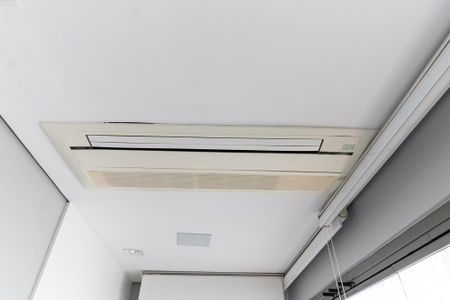 Apartamento à venda com 99m², 2 quartos e 2 vagasVaranda 