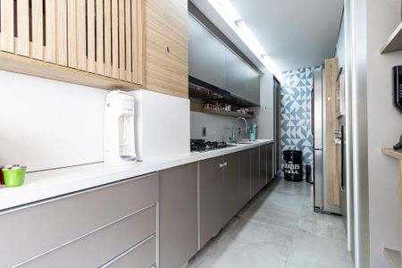 Apartamento à venda com 99m², 2 quartos e 2 vagasCozinha