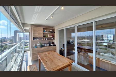 Apartamento à venda com 88m², 2 quartos e 2 vagasVaranda