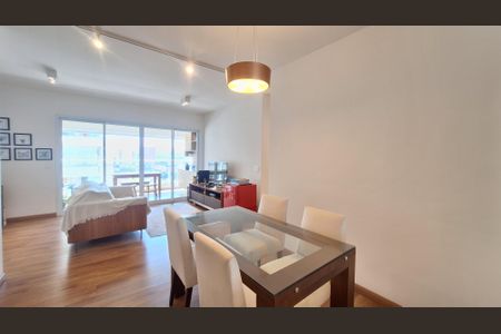 Apartamento à venda com 88m², 2 quartos e 2 vagasSala