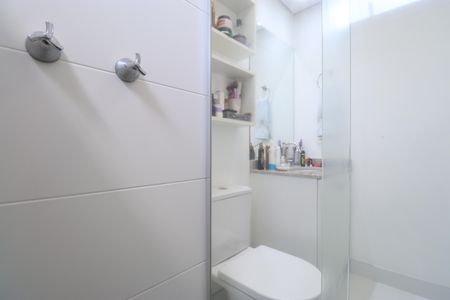Apartamento à venda com 88m², 2 quartos e 2 vagasBanheiro da Suíte 2