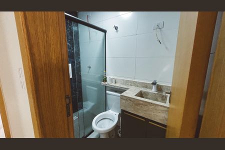 Casa de condomínio à venda com 52m², 2 quartos e sem vaga Casa de condomínio à venda com 52m², 2 quartos e sem vagaBanheiro