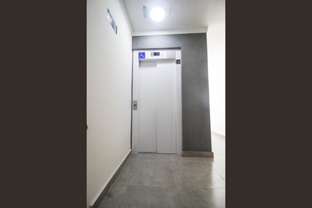 Apartamento à venda com 52m², 2 quartos e sem vagaElevador