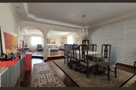 Apartamento à venda com 284m², 5 quartos e 3 vagasSala