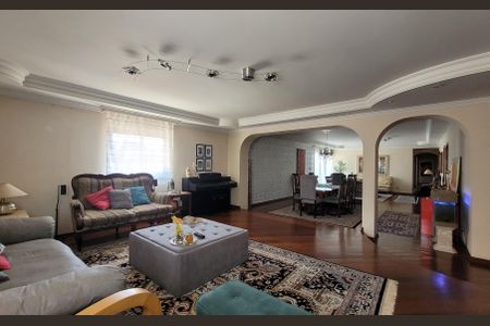 Apartamento à venda com 284m², 5 quartos e 3 vagasSala