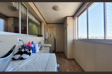 Apartamento à venda com 284m², 5 quartos e 3 vagasLavanderia