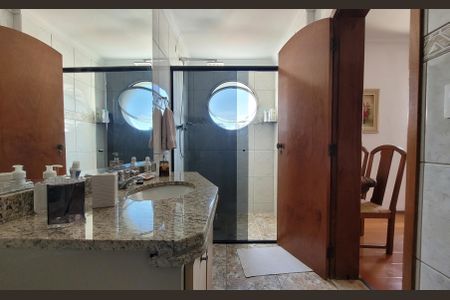 Apartamento à venda com 284m², 5 quartos e 3 vagasBanheiro da suíte 3