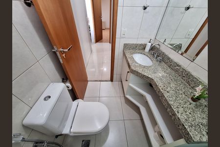 Apartamento para alugar com 115m², 3 quartos e 2 vagas Apartamento para alugar com 115m², 3 quartos e 2 vagasBanheiro
